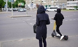 В Минске открыли школу безопасного вождения электросамокатов