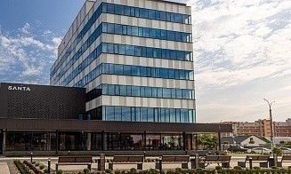 Настоящее инженерное чудо. Посмотрели, как обустроен новый офис SANTA в Бресте