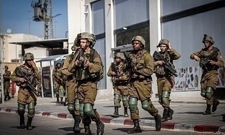 В Израиле официально объявлена война