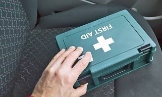 Минздрав утвердил новые аптечки для автомобилей и самолетов