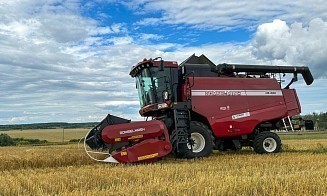 Казахстану предложили протестировать на полях белорусские комбайны