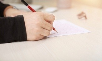 Претендентов на белорусское гражданство проверят на знание языка. Как это будет работать