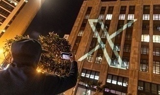 Теперь официально: Twitter изменил логотип