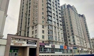 В Минске выставили на продажу торговое помещение с тысячей бабочек