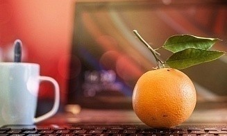 Недосып, стрессы, плохое зрение. Спросили врача, как офисному работнику поберечь здоровье 