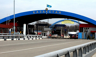 Казахстан разрешил белорусским перевозчикам доставку грузов по схеме перецепки