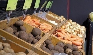 МАРТ установил максимальные отпускные цены на овощи и фрукты для поставок по госзаказу