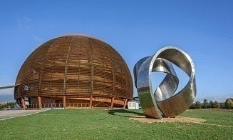 ЦЕРН прекратила сотрудничать с научными институтами Беларуси и России