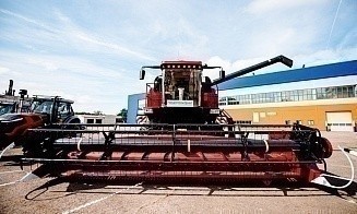 «Гомсельмаш» начал выпускать в России беспилотные комбайны